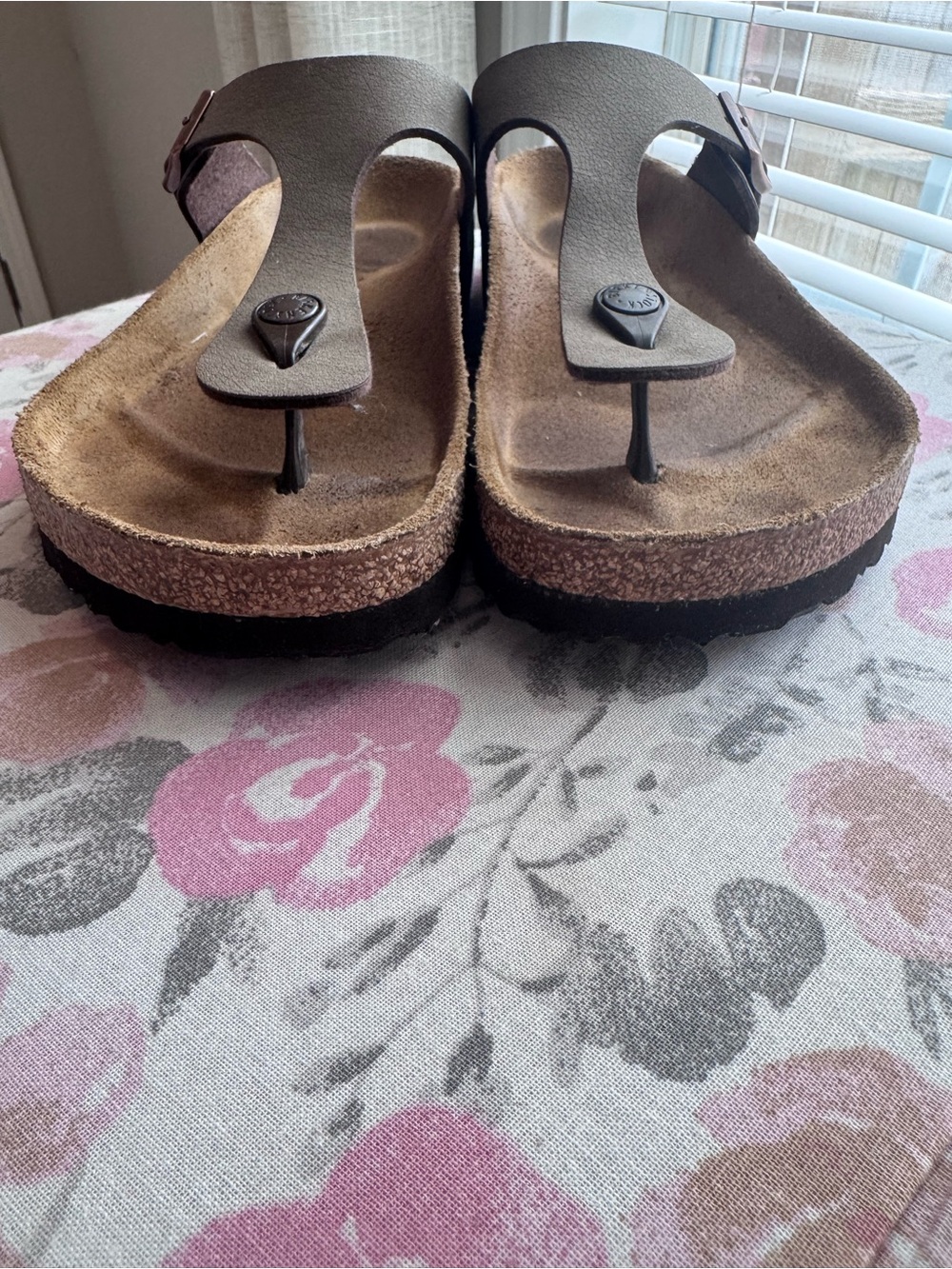Birkenstock Gizeh Brown Suede Thong Sandals - Picture 11 of 14